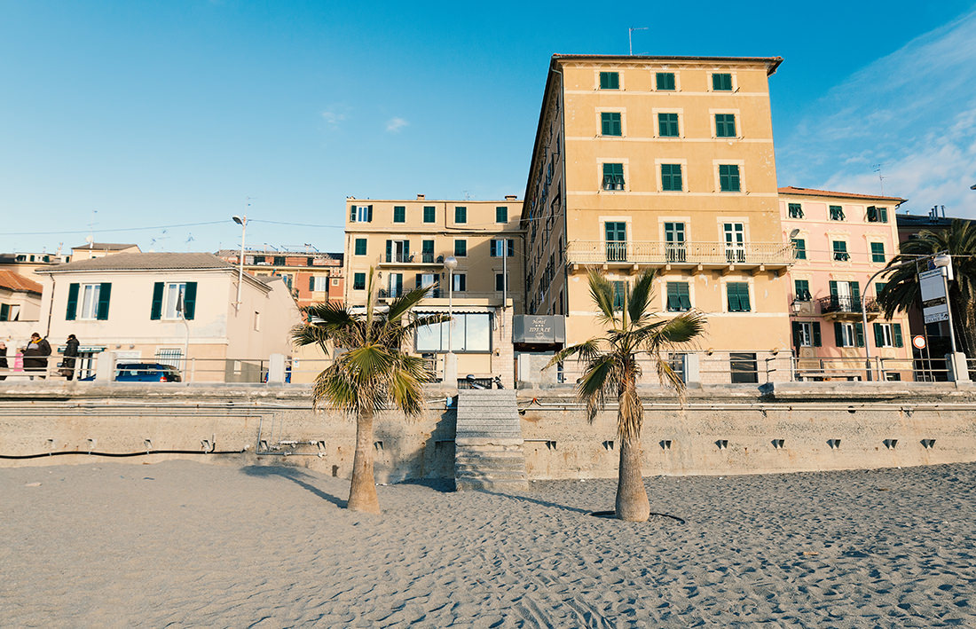 La spiaggia d'inverno by Tiziano L. U. Caviglia